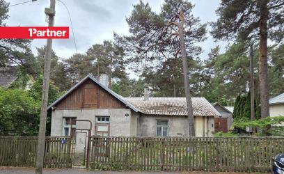 Pilte UUS PAKKUMINE TURUL!  Kinnistu vaiksel tupiktänaval.