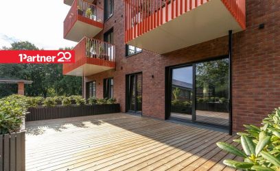 Pilte SUURE TERRASSIGA UUS BÜROOPIND KESKLINNAS!!!