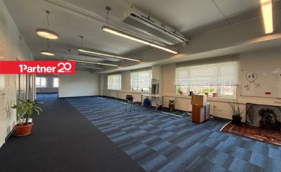 Pilte Anname üürile büroo Mayeri Ärimajas!