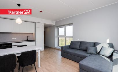 Image of Viieaia tee 28