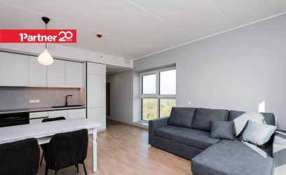 Image of Viieaia tee 28