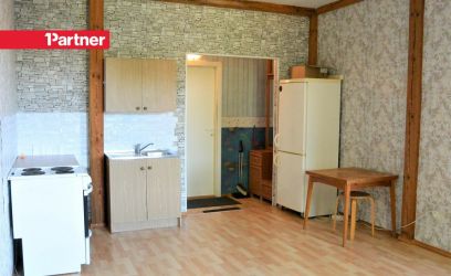 Pilte MADALAD KÕRVALKULUD, LEMMIKLOOM LUBATUD!