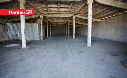 Image of Saha tee 20