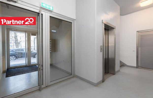 Image 7 of 74