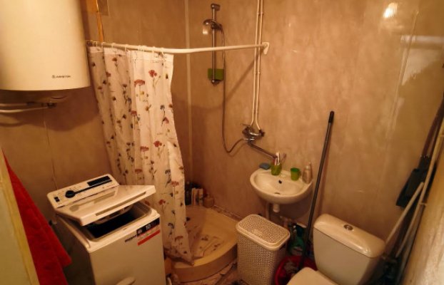 Image 7 of 17