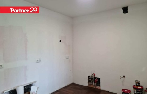 Image 10 of 13