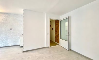 Image of HEA NÄHTAVUSEGA ja VEEÜHENDUSEGA ÄRIPIND NARVA MNT-l