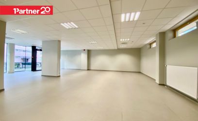 Image of VITRIINID! TASUTA PARKIMISKOHT! HOOVIAED!