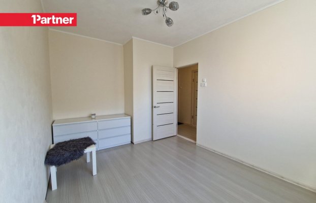 Image 7 of 14
