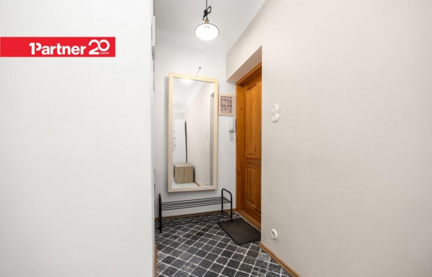 Image 17 of 25