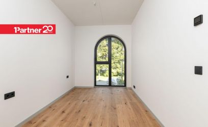 Image of UUS KESKLINNAS OLETE OODATUD TUTVUMA!!!