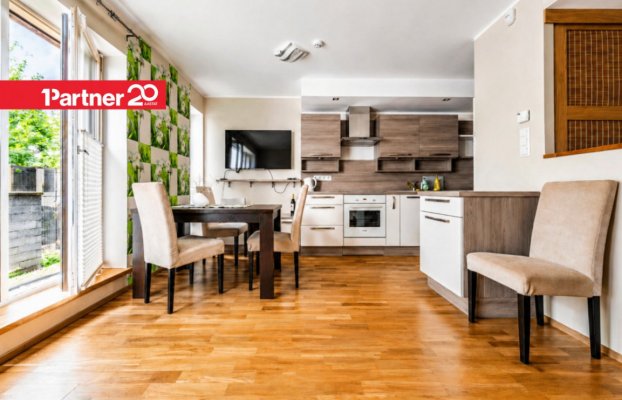 Image 12 of 27