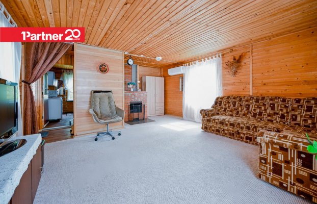 Image 12 of 21