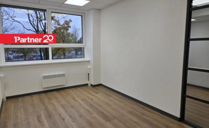 Pilte Renoveeritud büroopind Lasnamäel. Kommunaalkulud hinnas.