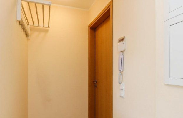 Image 10 of 20