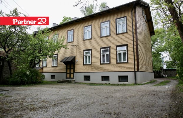 Image 1 of 9
