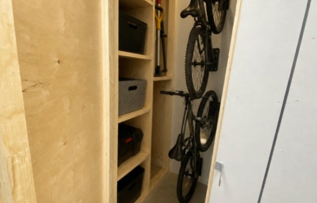 Image 5 of 11