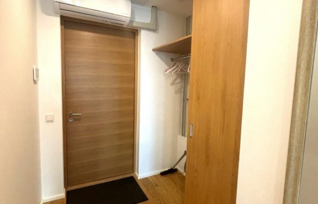 Image 14 of 25