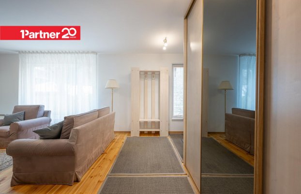 Image 10 of 20
