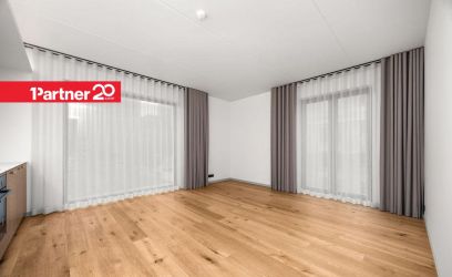 Pilte UKSED AVATUD 04.02 KL 12-13. PALUN HELISTA!