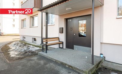 Image of ARMAS ÜÜRIKODU MUSTAMÄE SÜDAMES!