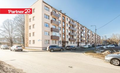 Image of ARMAS ÜÜRIKODU MUSTAMÄE SÜDAMES!