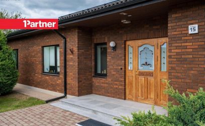 Pilte Põldmarja tn 15