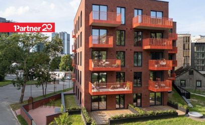 Pilte SUURE TERRASSIGA BÜROOPIND KESKLINNAS!