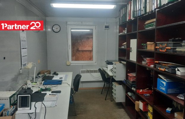 Image 11 of 15