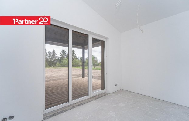 Image 10 of 36