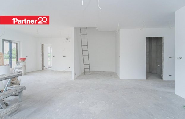 Image 11 of 36