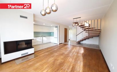 Pilte Saun, terrass, aiaosa, panipaik, parkimine, suletud territoorium