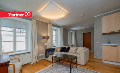 Pilte Vaikne hoovipoolne korter, hoov suletud, parkimiskoht.