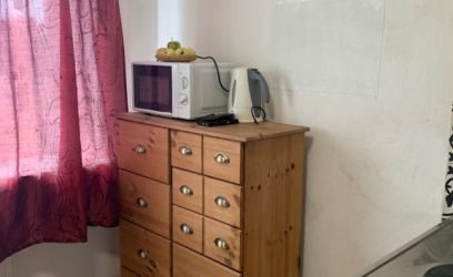 Pilte Akadeemia tee 38