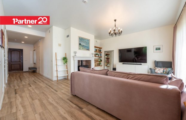 картина 11 of 33