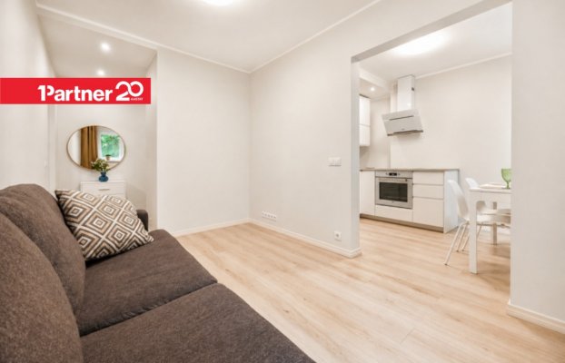 Image 10 of 24