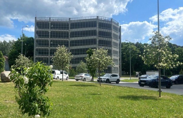 Image 31 of 35