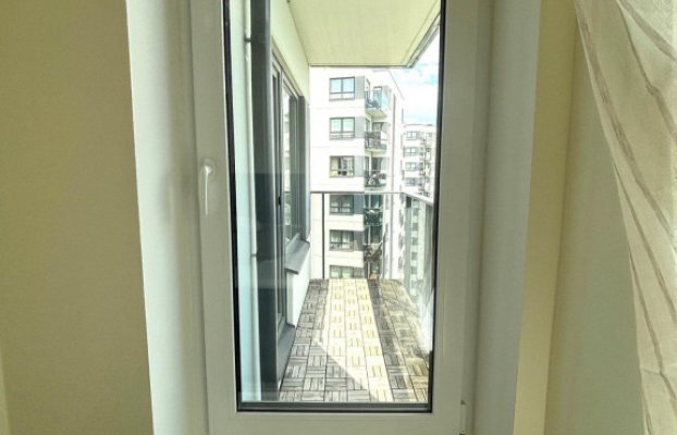 Image 21 of 35