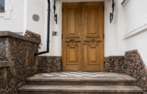 Image 10 of 58