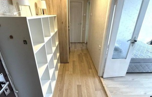 Image 6 of 9
