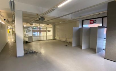 Image of Kaubandus-/teeninduspind Kollases keskuses