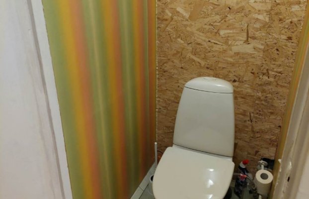 Image 6 of 9