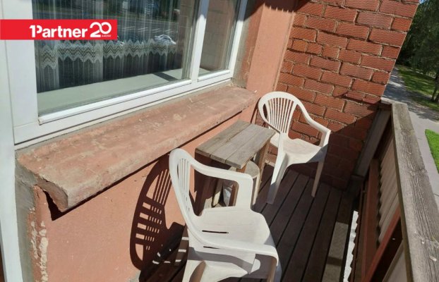 Image 9 of 9