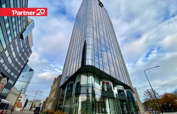 картина 1 of 33