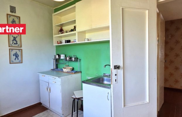 Image 13 of 27