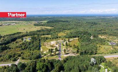 Image of Müüa kinnistu looduskaunis Päikesekivi uusarenduses.