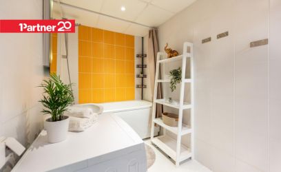 Pilte AVAR 2-TOALINE KORTER PARKIMISKOHA, RÕDU JA SISEHOOVIVAATEGA