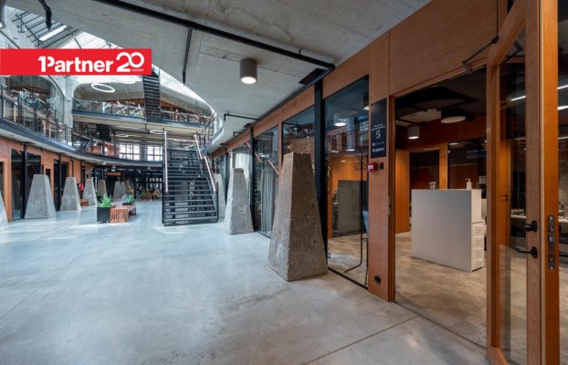 картина 1 of 22