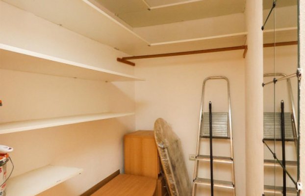 Image 11 of 21