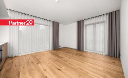 Pilte UKSED AVATUD 04.02 KL 12-13. PALUN HELISTA!